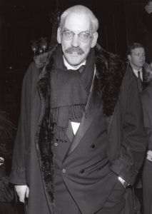 Donald Sutherland 1989, NY.jpg